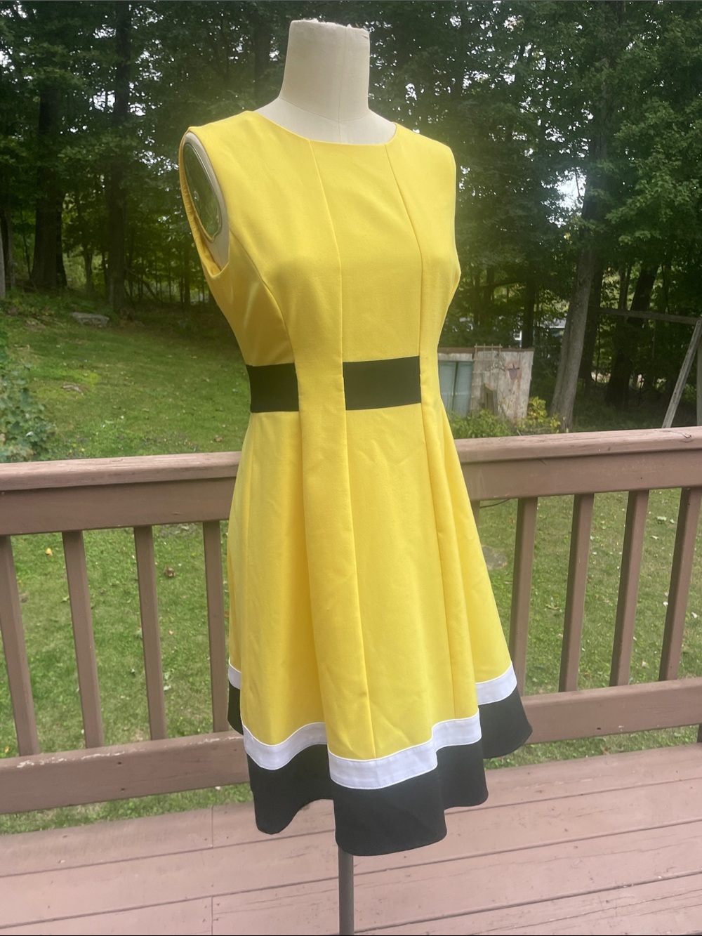 Calvin Klein Yellow Sleeveless Fit-and-Flare Dress with Black Trim